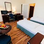 Excelsior - Station Hotel 3*