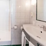 Hotel Excelsior - Station 3*
