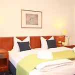 Hotel Excelsior - Station