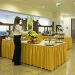 Hotel Excelsior - Station 3*