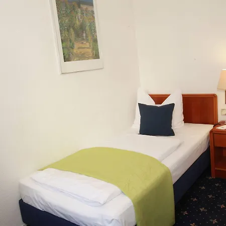 Hotel Excelsior - Station 3*