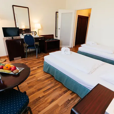 Excelsior - Station Hotel 3*