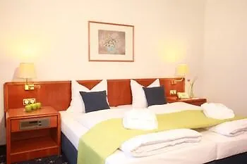 Otel Excelsior - Station