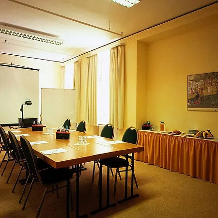 Excelsior - Station Hotel