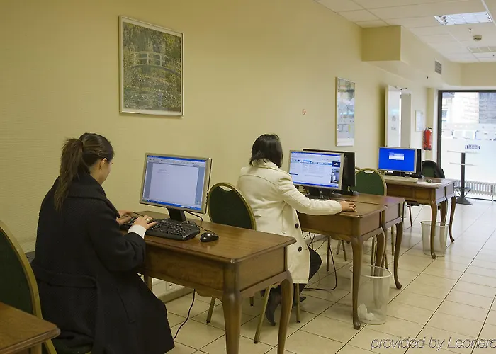 Excelsior - Station Frankfurt nad Menem