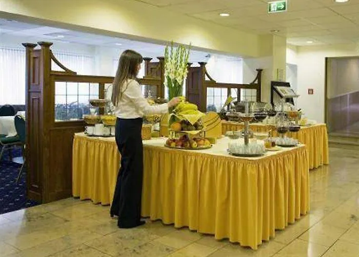 Szálloda Excelsior - Station 3*