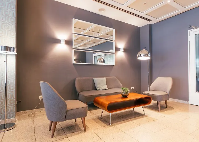 Excelsior - Station 3* Frankfurt nad Menem