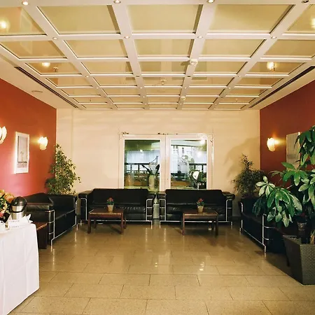 מלון Excelsior - Station 3*