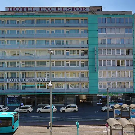 מלון Excelsior - Station