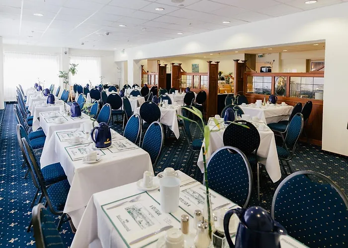 Excelsior - Station 3* Frankfurt nad Menem